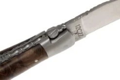 Laguiole En Aubrac 12cm Double Plates, Walnut Burl Limado A Mano, L0712LYI-FSB1 11 Laguiole En Aubrac 12cm Double Plates, Walnut Burl Limado A Mano, L0712LYI-FSB1 -Tienda De Cuchillos AUL0712LYI FSB1 04 laguiole en aubrac aul0712lyi fsb1 04