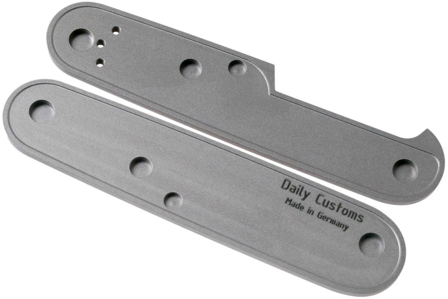 Daily Customs 91.2 35 Angle Pattern, Titanium P10008995 Cachas Victorinox 2 Daily Customs 91.2 35 Angle Pattern, Titanium P10008995 Cachas Victorinox - Imagen 2