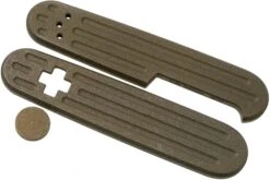 Daily Customs 91.3 Fluted Pattern, Rusty Titanium P10012445 Cachas Victorinox