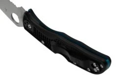 Spyderco Endela Thin Blue Line C243FPSBKBL Navaja Parcialmente Dentada -Tienda De Cuchillos SPC243FPSBKBL 04 spyderco