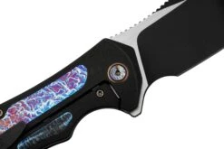 WE Knife Magnetron Black Titanium Flamed Titanium, Black Stonewashed CPM 20CV WE18058-4 Navaja 11 WE Knife Magnetron Black Titanium Flamed Titanium, Black Stonewashed CPM 20CV WE18058-4 Navaja -Tienda De Cuchillos WKWE18058 4 05 weknife